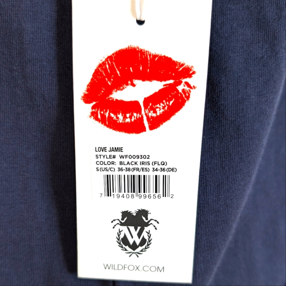WILDFOX | Women's Dark Navy "LOVE" Oversized Jamie Short Sleeved Shirt - Picture 5 of 5